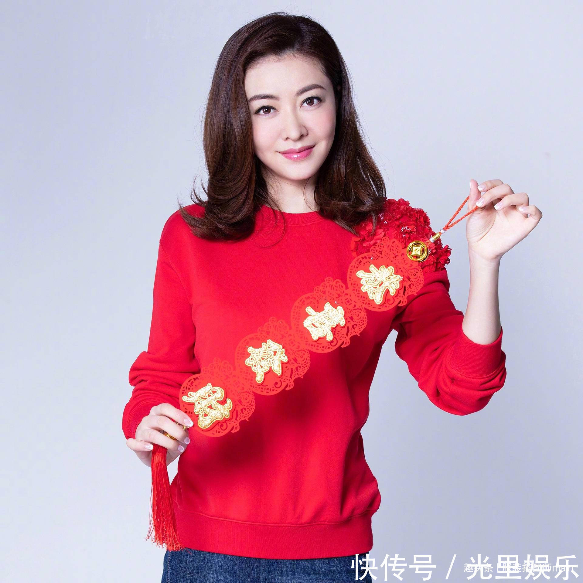 鱼尾卷|女人别再留披肩发了,很显老!今年流行这6款卷发,减龄显脸小