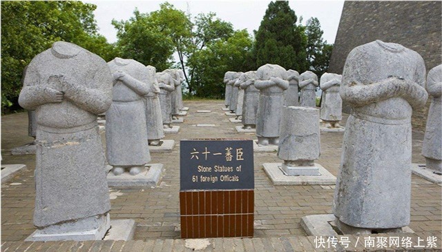 武则天墓前有61个无头石人,千百年难以解释,结果被俩农民解开