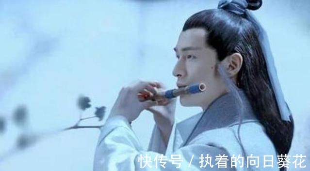 兵器$水浒中最好听的两件兵器名,一件叫“碧血白蛇刀”,另一件更好听