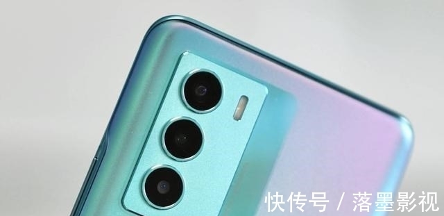 国产品牌|vivo T1：下放旗舰配置还有 5000mAh 大电池，性价比很高的水桶机