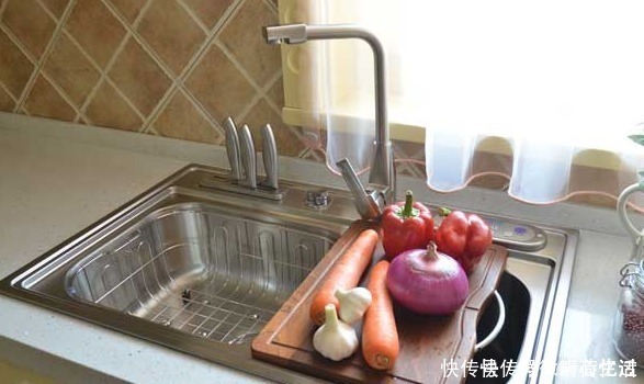 水槽|装修厨房时，我们不能忽视的“4大细节”，大部分家庭都没考虑到！