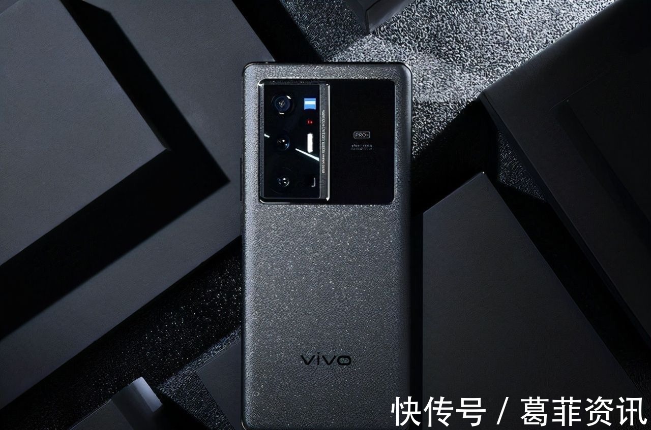 vivo|街采时路人的三句话，让我读懂了情绪关怀设计