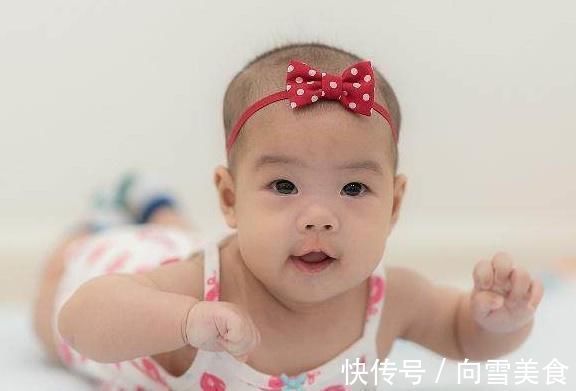 宝妈|婴儿越早会翻身、坐、爬，就越聪明？答案可能和你想的不一样