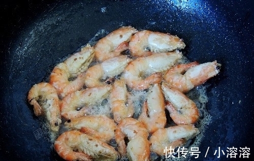 饭店|油焖大虾的家常做法，不用油炸，鲜香入味，在家做出饭店的味道