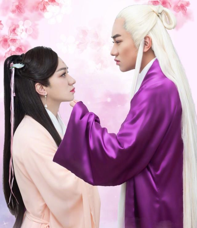 王祖蓝模仿迪丽热巴“凤九”,分饰两角绝,模仿能力真没谁了