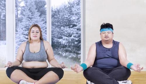 因素|为什么你无法练出腹肌3个因素造成的,4个动作帮你雕刻出腹肌