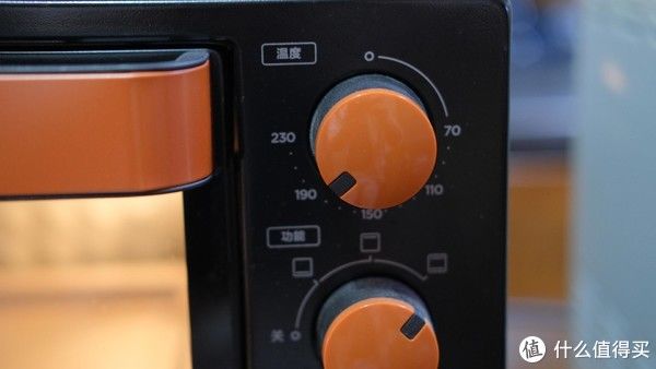 空气炸烤箱和烤箱有什么区别？用一个空气炸烤箱搞定一切料理，多功能才是王道！