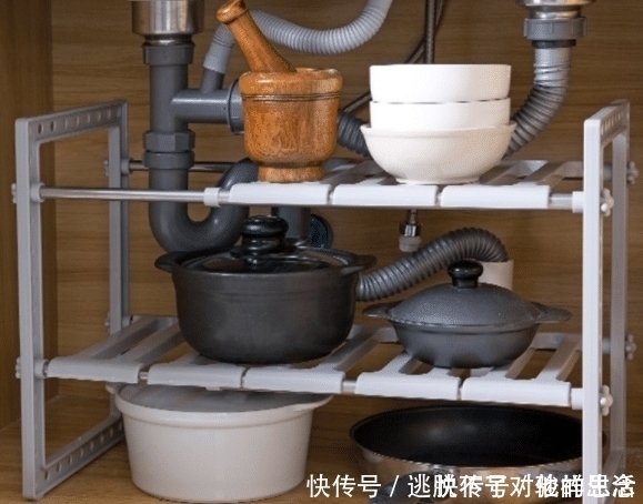 小推车|等我买了房，厨房也要学她家这样设计，不到6㎡，收纳却很完美！!