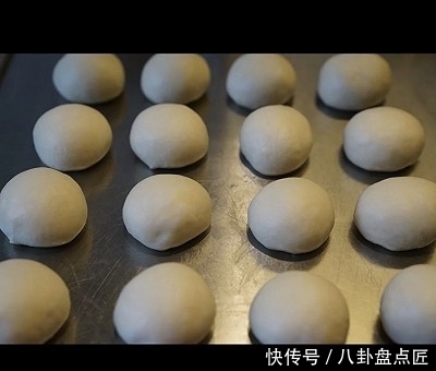 芒果冰心面包的做法