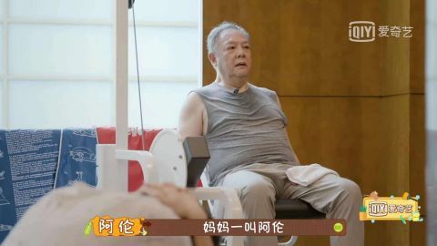 做家务的男人|黄景瑜K歌暴露年龄,宋妍霏父亲偷吃零食被抓包,这综艺太欢乐了