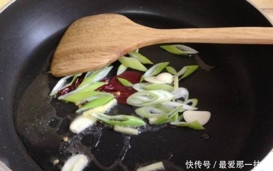 花菜|干煸花菜,要不要焯水?大厨分享正确做法,脆爽还入味,超好吃