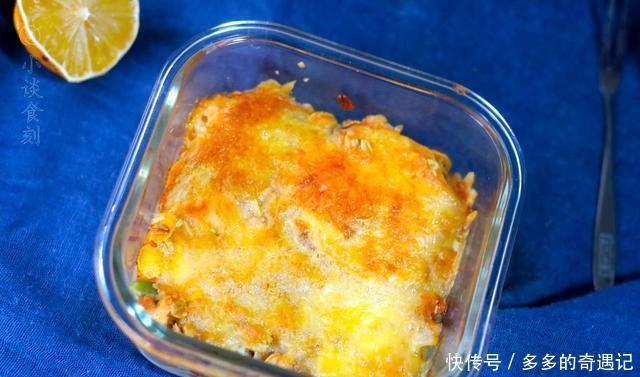 鲜甜软|早餐,媳妇就做了一个瓜,烤一烤,鲜甜软糯还能拉丝,孩子抢着吃