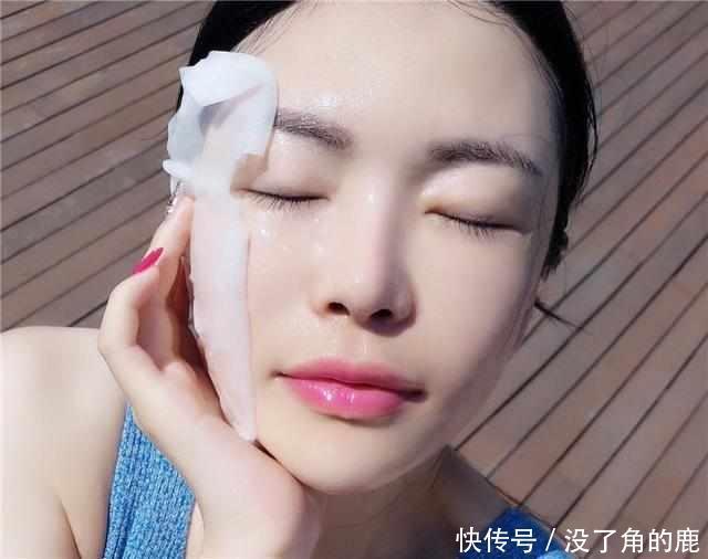 敷面膜的3个坏习惯,女生万万要改掉,浪费面膜就算了,还伤脸!