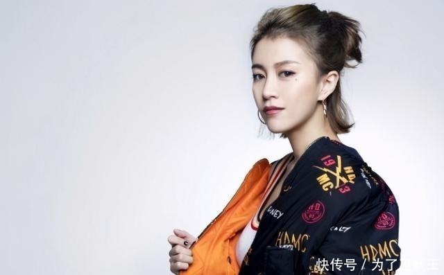 那英|她因参加《中国好声音》走红,嫁爱奇艺副总裁,如今成人生赢家