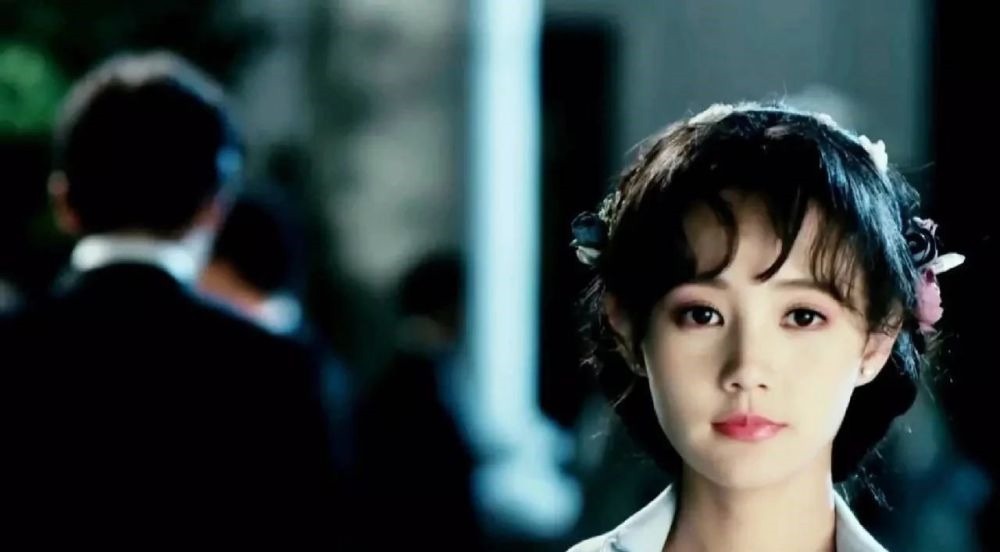 连演|赵露思出道三年成娱乐圈“香饽饽”，她连演十五部作品依旧不红！