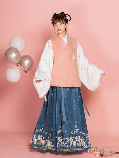 这几家店铺的汉服，既白菜又好看，性价比很高