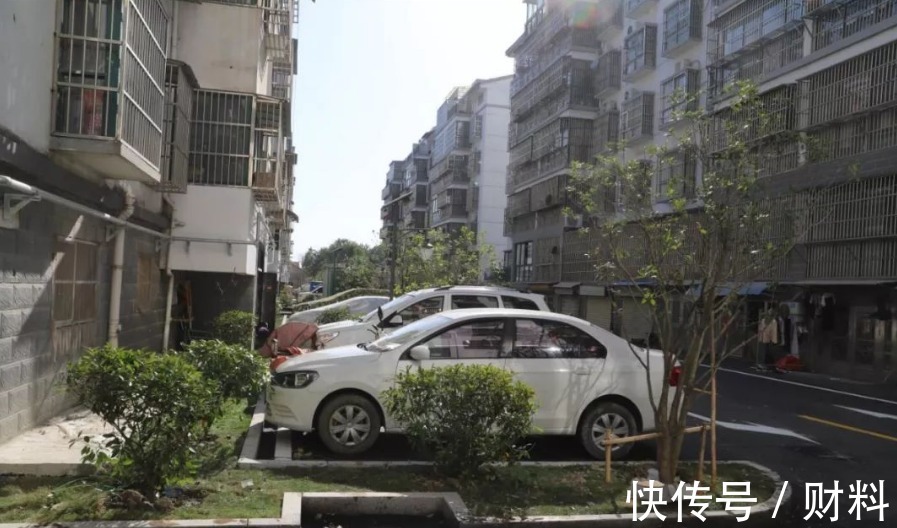房子|不用反对了!加装电梯有了“新方案”,以后安装不用花一分钱了