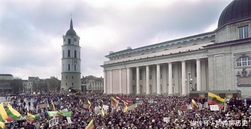 解体|苏联解体和斯大林有关系吗如果斯大林没死,会是怎样的结局