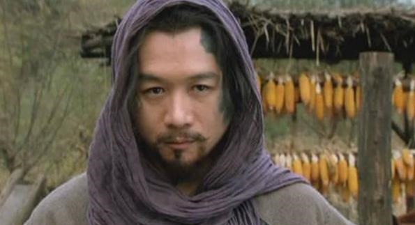 杨志东京#杨志杀了牛二后就去官府自首,牛二到底什么背景说出来你都不信!