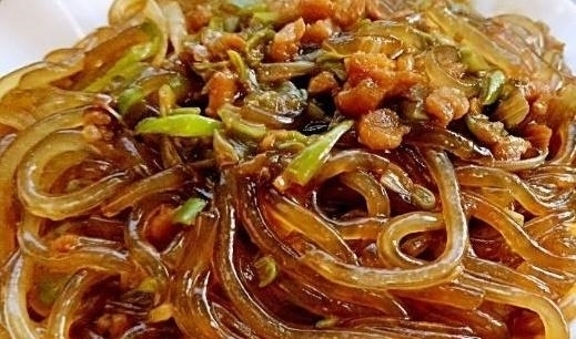 是因为|粉条一炒就成团?那是因为你只会傻焯水!多加这步,粉条根根分明