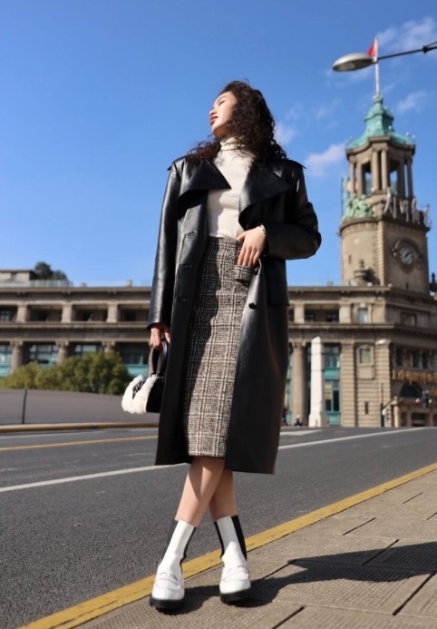 小个子 入冬先安排这4条半身裙,够美够撩人,小个子都能够驾驭