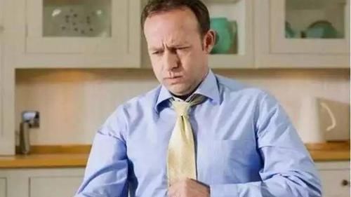 汁草|加速胃部病变的5种食物,若一个都不爱吃,胃癌也会离你更远