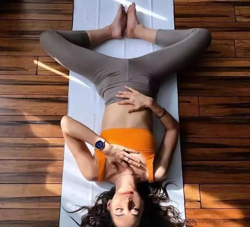 休息术|瑜伽,练对养身,练错伤身!8个伤身体的瑜伽习惯,你有吗