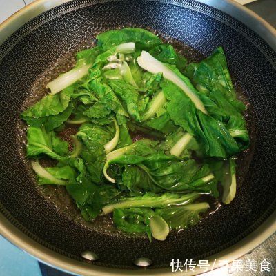 凉拌藕片|#我的养生日常-远离秋燥#梭子蟹年糕