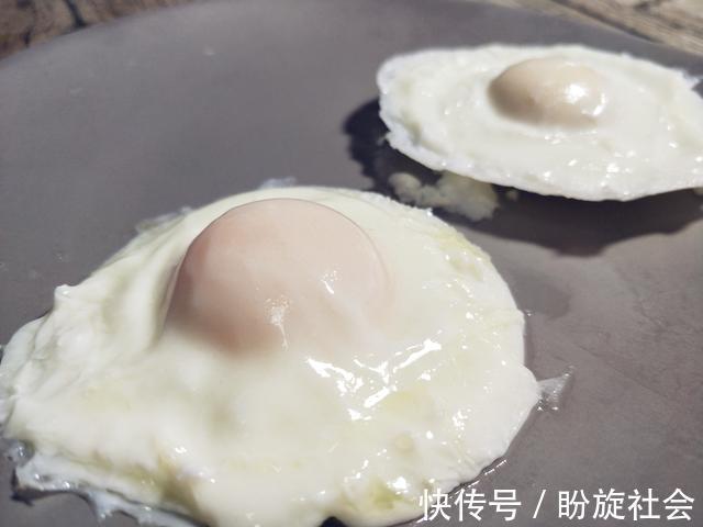 口诀|煮荷包蛋,学会“212”口诀,鸡蛋完整嫩滑,不起沫不粘锅