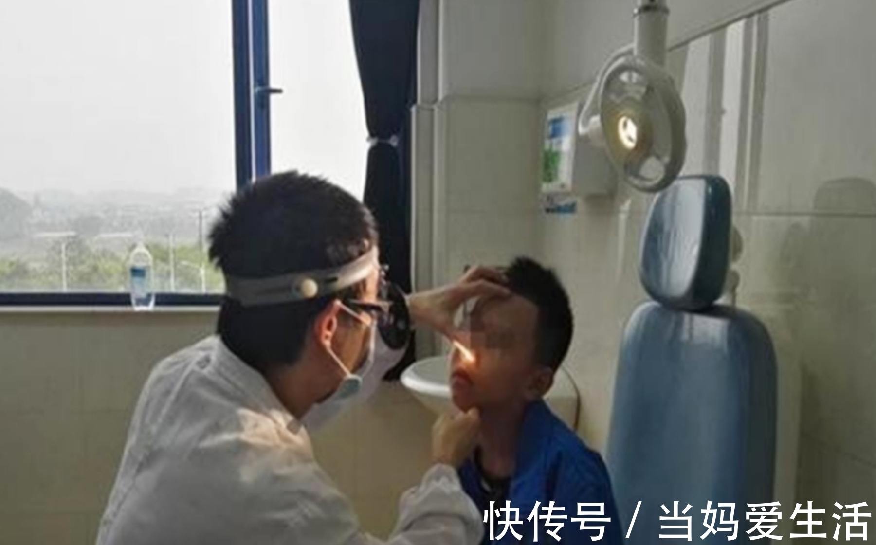 坏习惯|从小“挖鼻孔”和“从不挖”的娃, 长大啥区别? 父母别不当回事