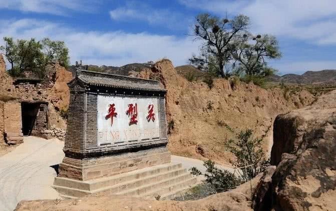 牙病|他患牙病苦不堪言，主席特批3克黄金让他补牙，后成开国上将