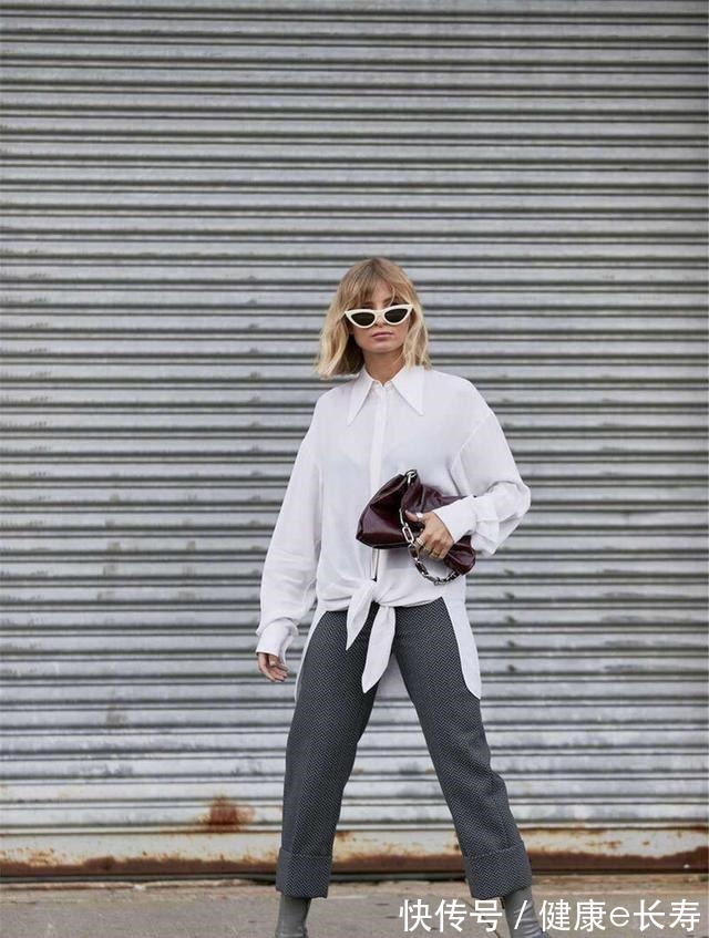 上衣 灰色裤子适合搭什么颜色上衣推荐这4种,气质优雅又高级!