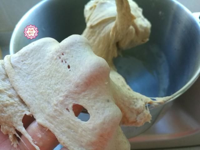 果仁|减脂也能吃的果仁面包，低油低糖好吃不胖，不需要出膜真简单