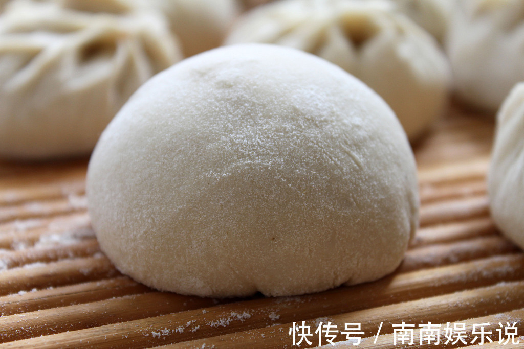 酵母和泡打粉的区别，下厨前要弄清楚，不走弯路