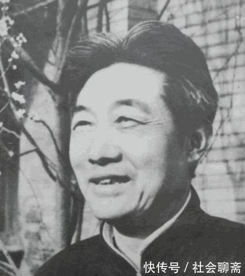 绘画|徐悲鸿1万元买幅“破画”，专家发现画中秘密，如今值50亿！