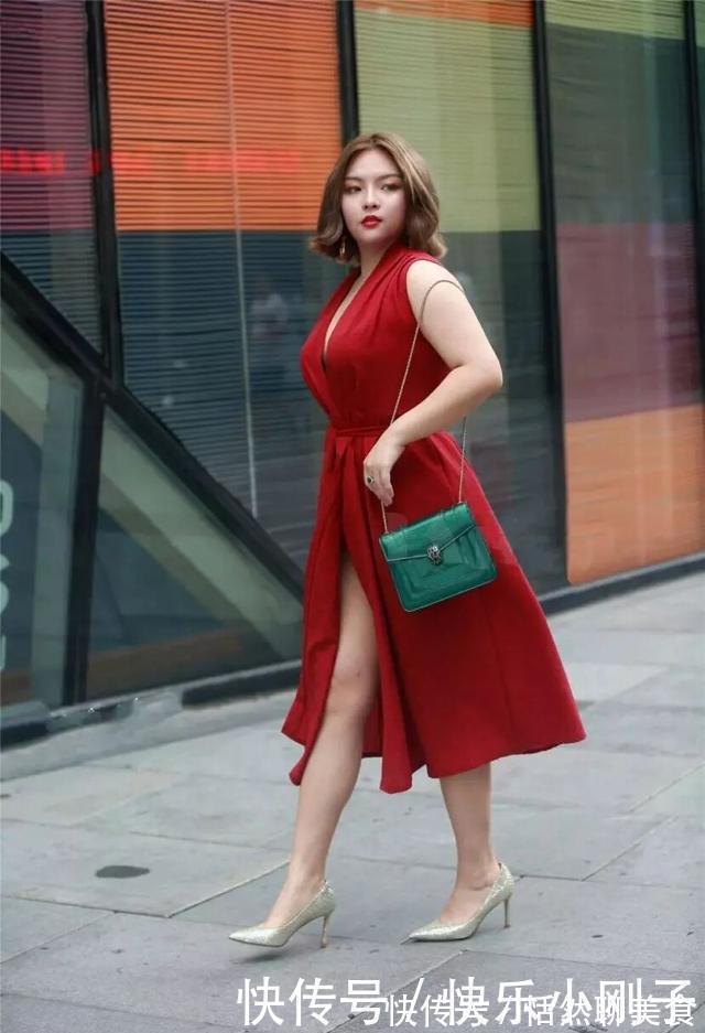 穿搭 微胖女性天凉怎么穿，自然少不了修身，这样才有“仪式感”！