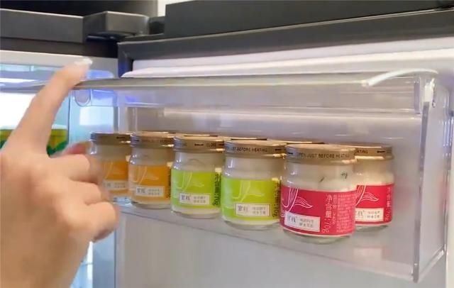 “强迫症”姑娘整理冰箱,食材严格收纳归类,网友:引起舒适