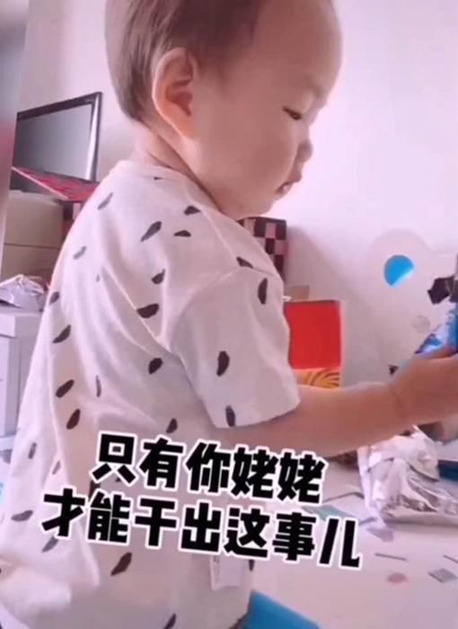 汪女士|“最手巧”姥姥火了!担心纸尿裤太热做“大改造”,网友:太实用