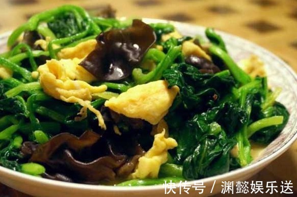 菠菜|此菜是天然补血剂，1元钱能炒1大盘，老人小孩多吃，身体更健康