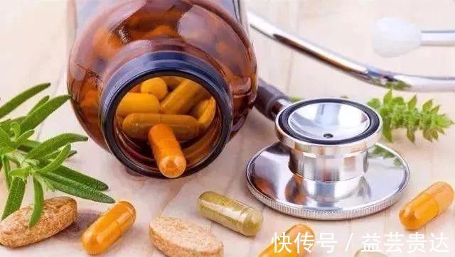乳腺疾病|体检查出乳腺结节，这类食物再馋也不能吃，一定要记住！