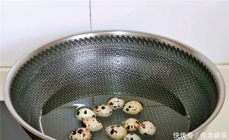 “天然黄体酮”被找到,女人每天喝一碗,40岁不显老,素颜也很美