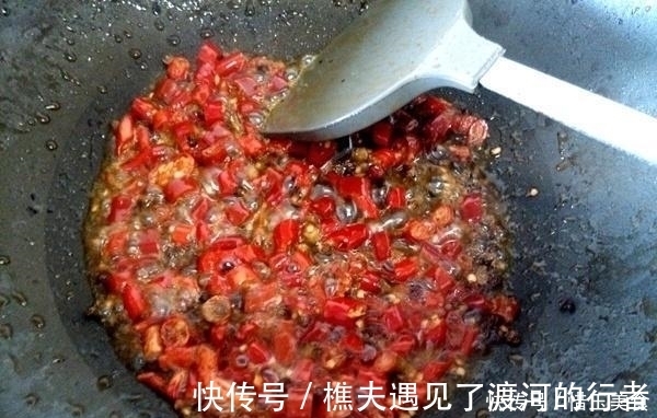 酸菜鱼|酸菜鱼新做法，好吃到爆，八成正宗，二成创新，没有一点土腥味！