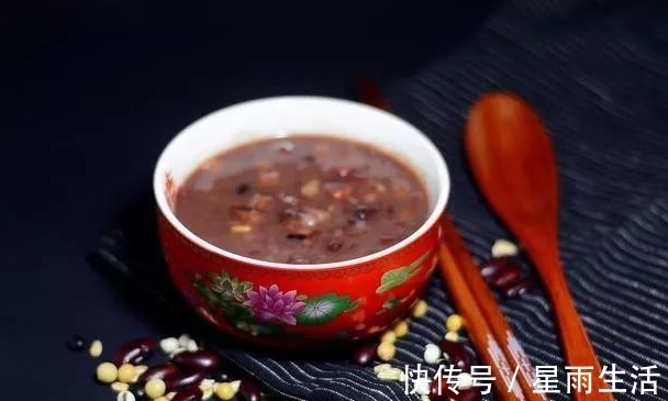 红豆|头顶上有个“祛湿穴”，每天一按，排湿气，健脾胃，失眠改善了