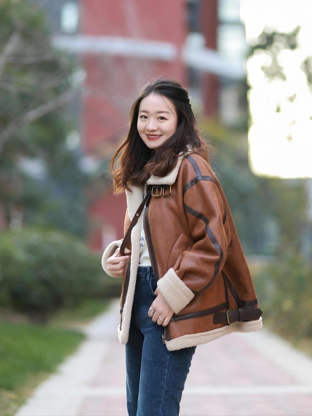 机车服 帅气感爆棚的冬日搭配,机车服造型打动你了吗?元气少女必备