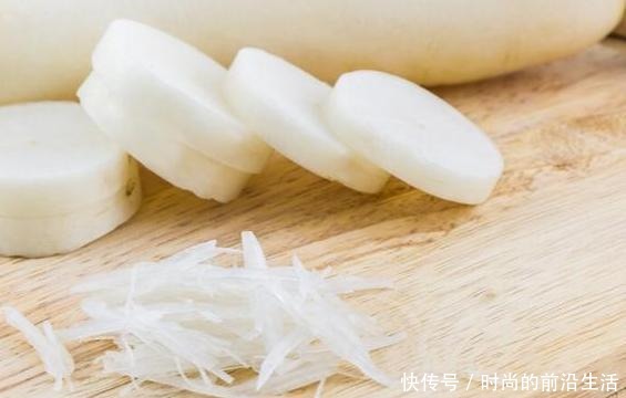 白萝卜|萝卜做馅时,直接包还是先焯水大厨教你正确做法,饺子鲜香美味