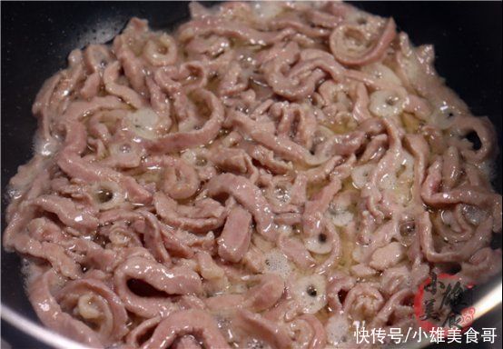 瘦肉|炒瘦肉有人放淀粉，有人放蛋清，都错了，教你小技巧，嫩滑不柴