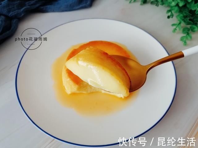牛奶别直接喝了,加2个鸡蛋,不用烤箱不用打蛋器,出锅抢着吃