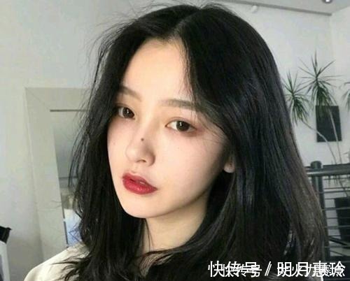 刘海 “初恋系”发型,减龄时髦显脸小,有没有你喜欢的