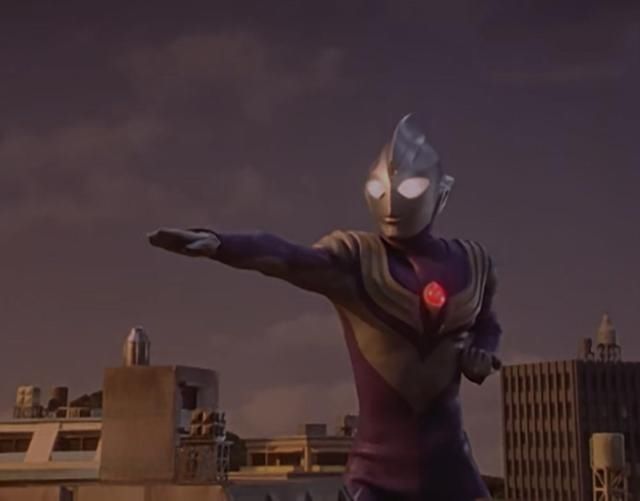 美尔巴能使天空撕裂？这个称号更适合加佐特，迪迦空中型都打不过