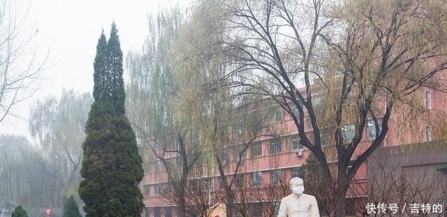 这所大学曾与北大齐名，无奈沦为普通本科，双一流是其新机遇！